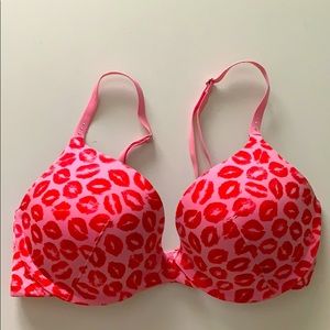 Bra 32D Pink Red Kisses